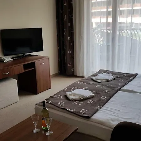 Grenada Apartament *